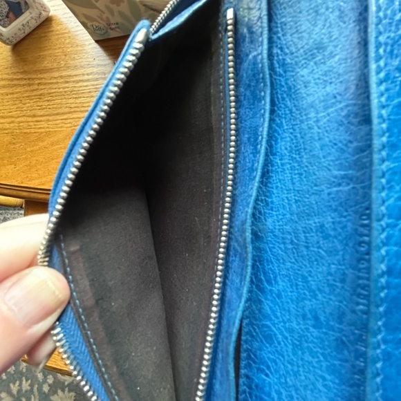 BALENCIAGA Zip Around Wallet, Blue with Giant Silver Hardware - Picture 7 of 15